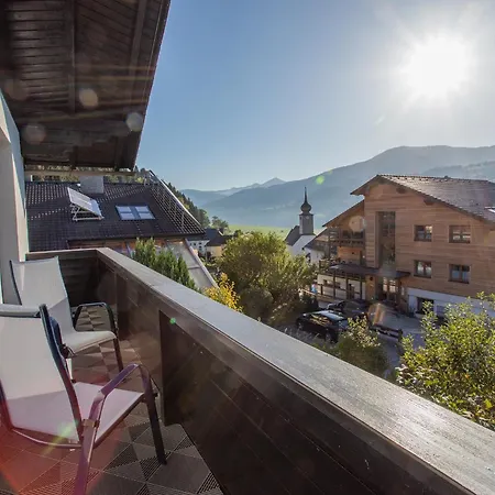 Seraphine - By Mynests Assachberg